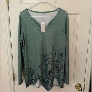 Women’s Long Sleeve Tunic, Medium NWT